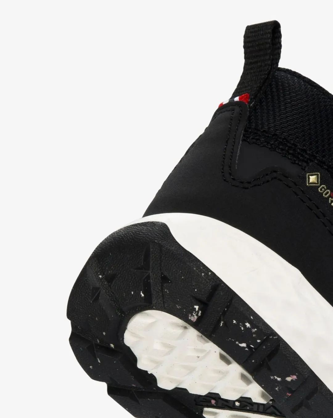 Viking Sneakers|Höstskor / Vårskor>Veme Reflex Mid GTX 2V Black/White
